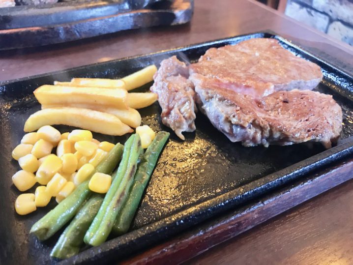 安くて美味いステーキが食べられる 沖縄豊見城の ステーキハウスうっしっし 自分を変えるブログ